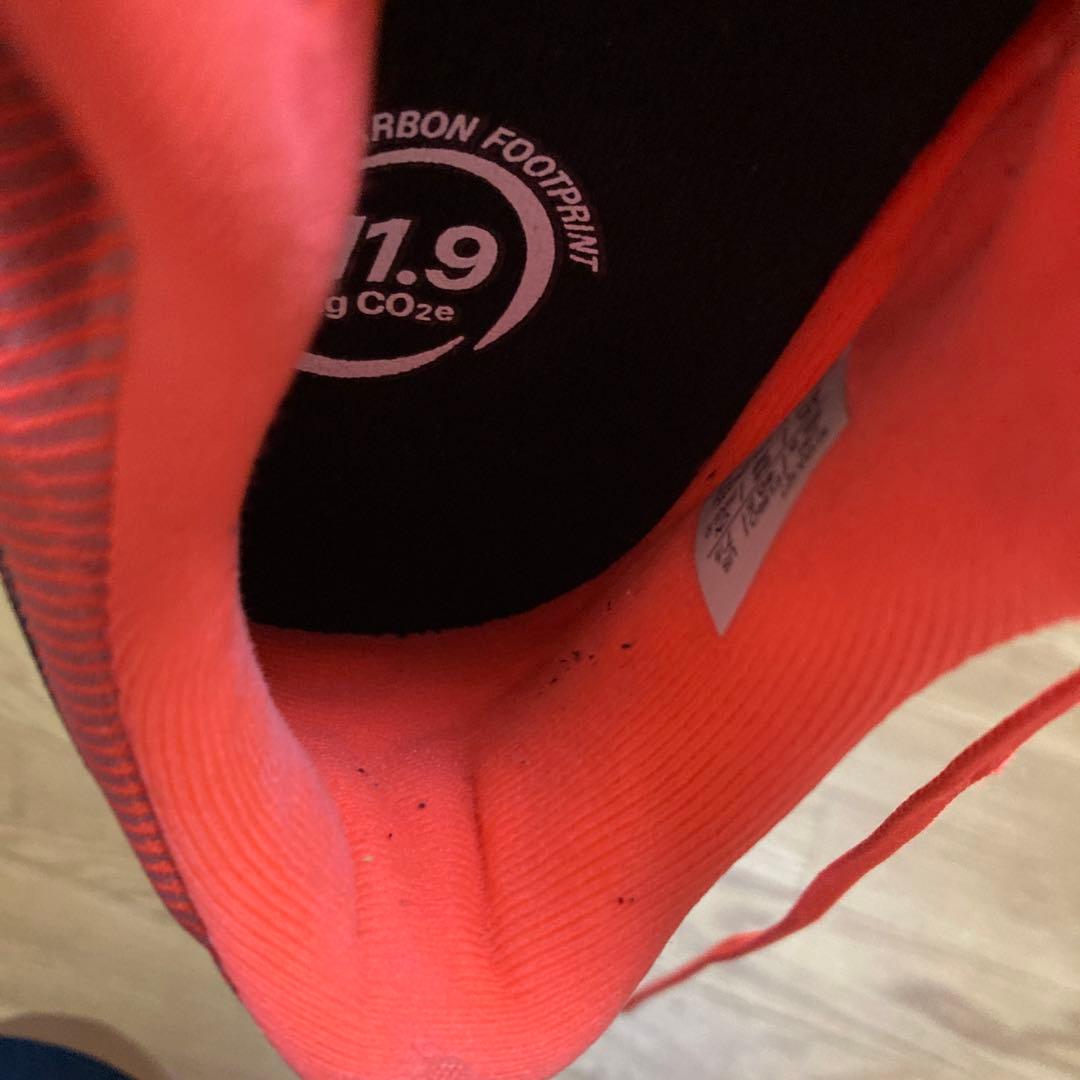 ASICS スーパーブラスト　25.5