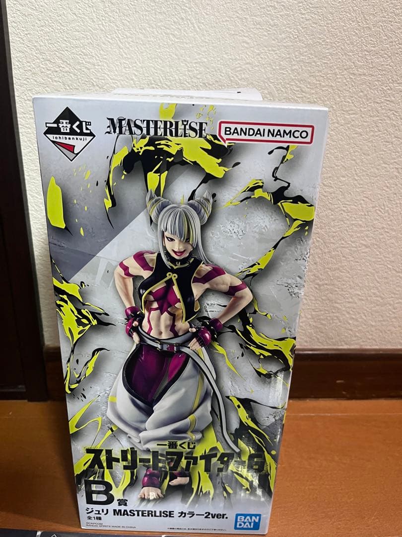 一番くじ ストリートファイター６ B賞ジュリフィギュア カラー2ver. E賞