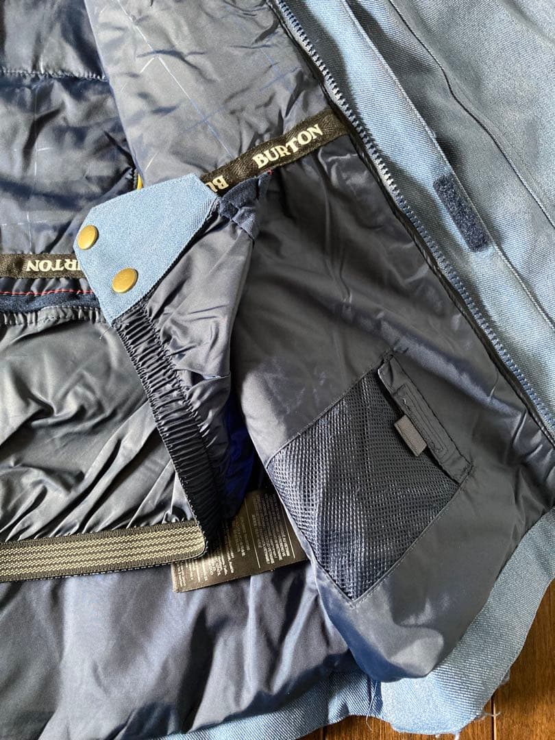 美品‼️BURTON スノーボード ウェア レディース XS(実際S〜Mサイズ)
