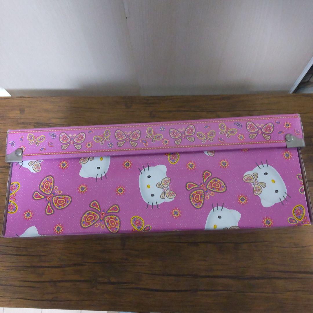 キティちゃん　バタフライキティ　収納ボックス
