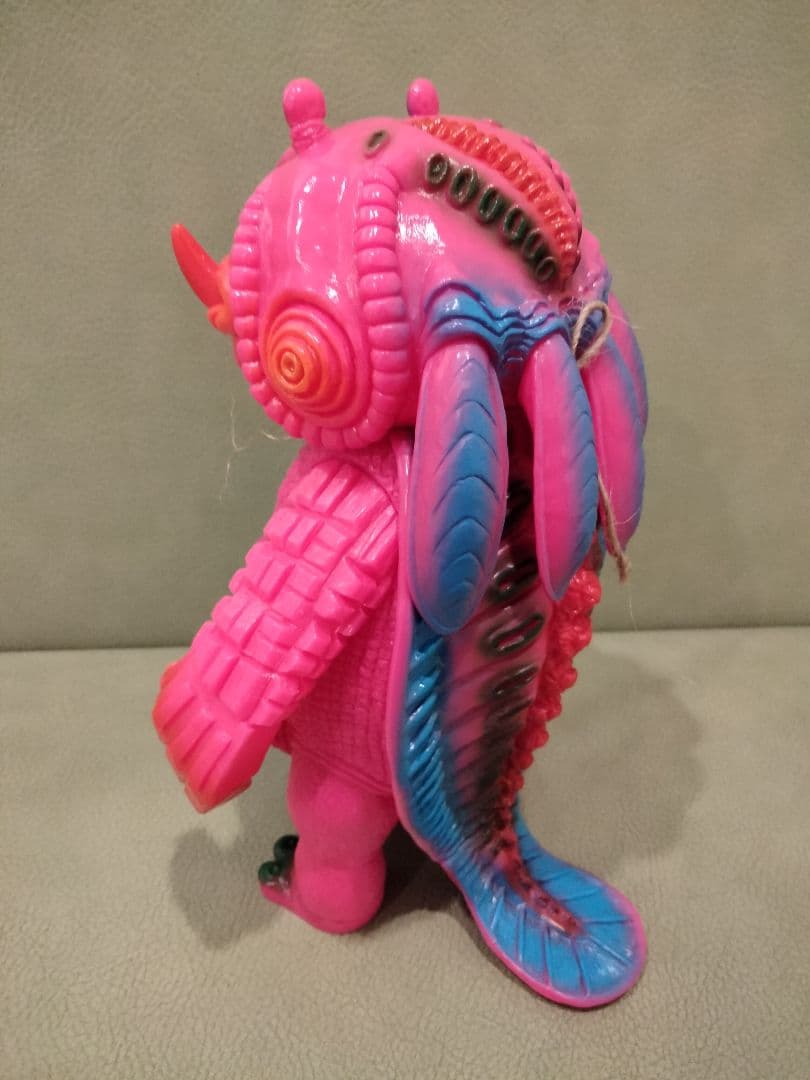 ソフビ　monstock　フロッゲン　ピンク　izumonster　ブルマァク