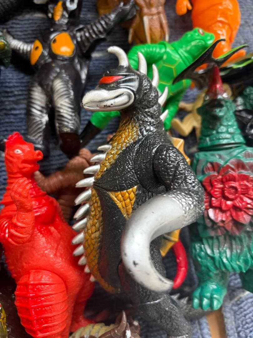怪獣フィギュア 15体セット