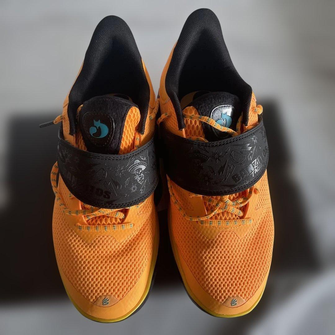 UNDER ARMOR CURRY FOX1 【27.5】
