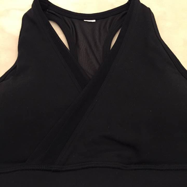未使用品！ ルルレモン★ブラトップ