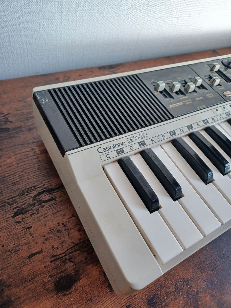 CASIO Casiotone MT-70 シンセサイザー　カシオ　キーボード