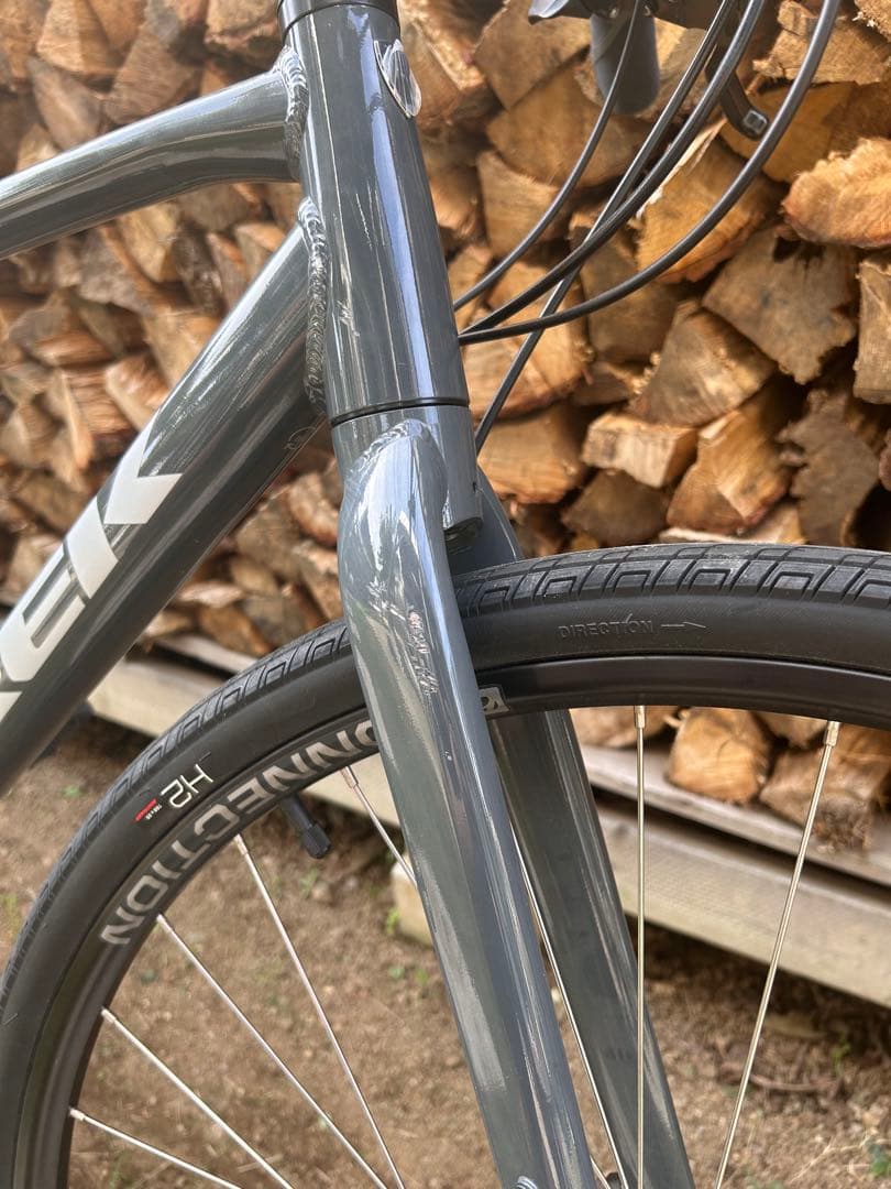M*ん様 トレック　TREK FX1 サイズM 数回使用　屋内保管