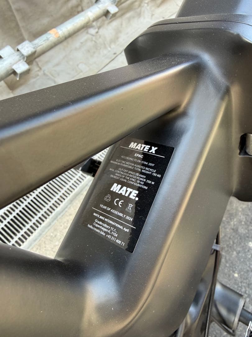 MATE X 新品未使用