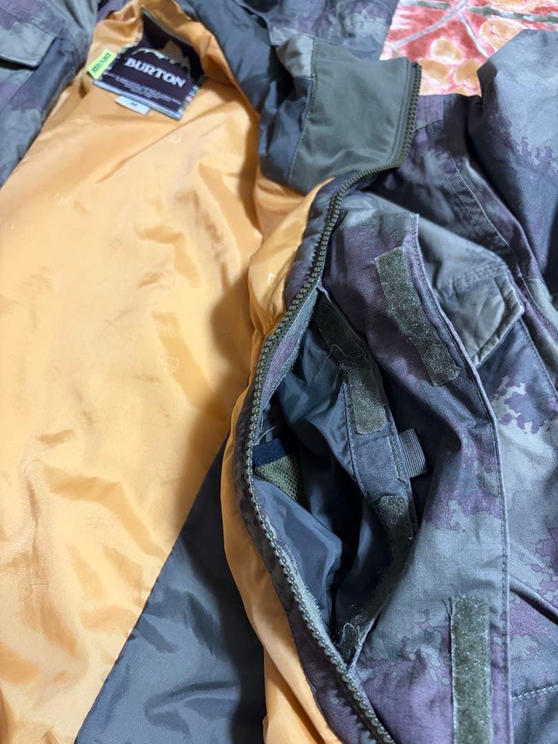 【美品】BURTON スノーボードウェア メンズ Mサイズ