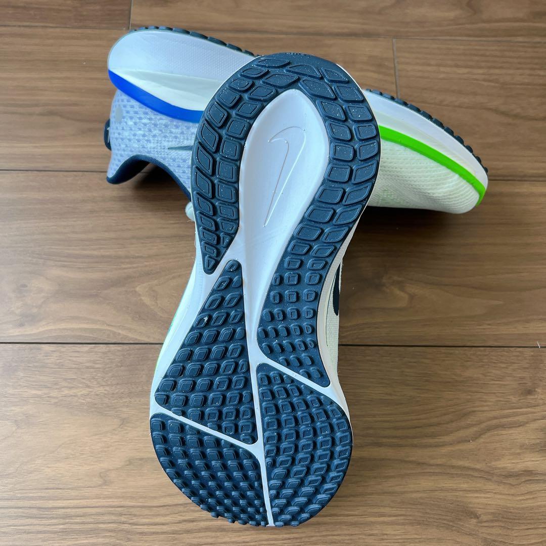 NIKE Vomero17 ★ ナイキ　ボメロ17 サイズ27