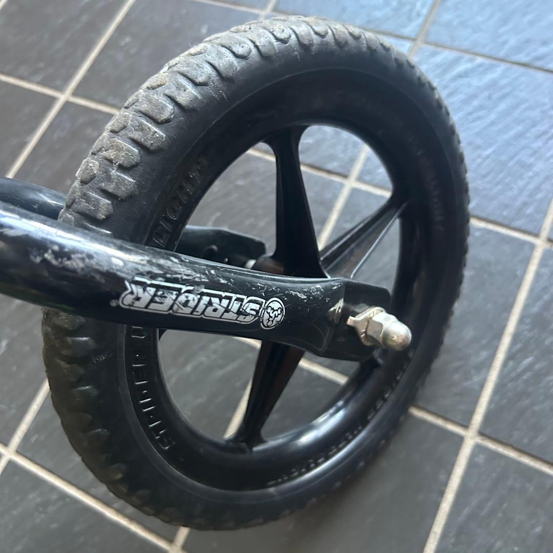STRIDER スポーツモデル バランスバイク グリーン　12インチ