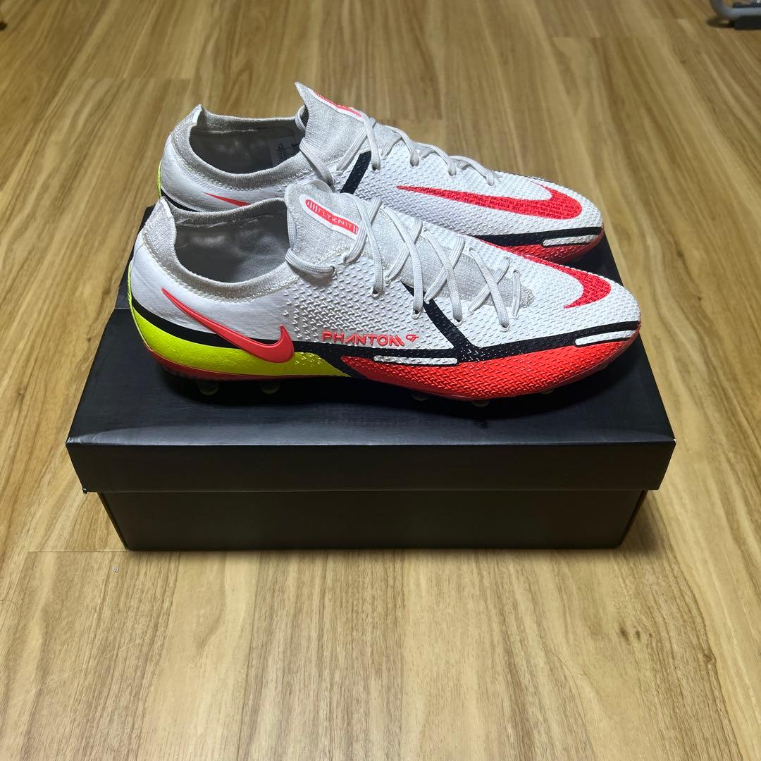 Nike Phantom スパイク