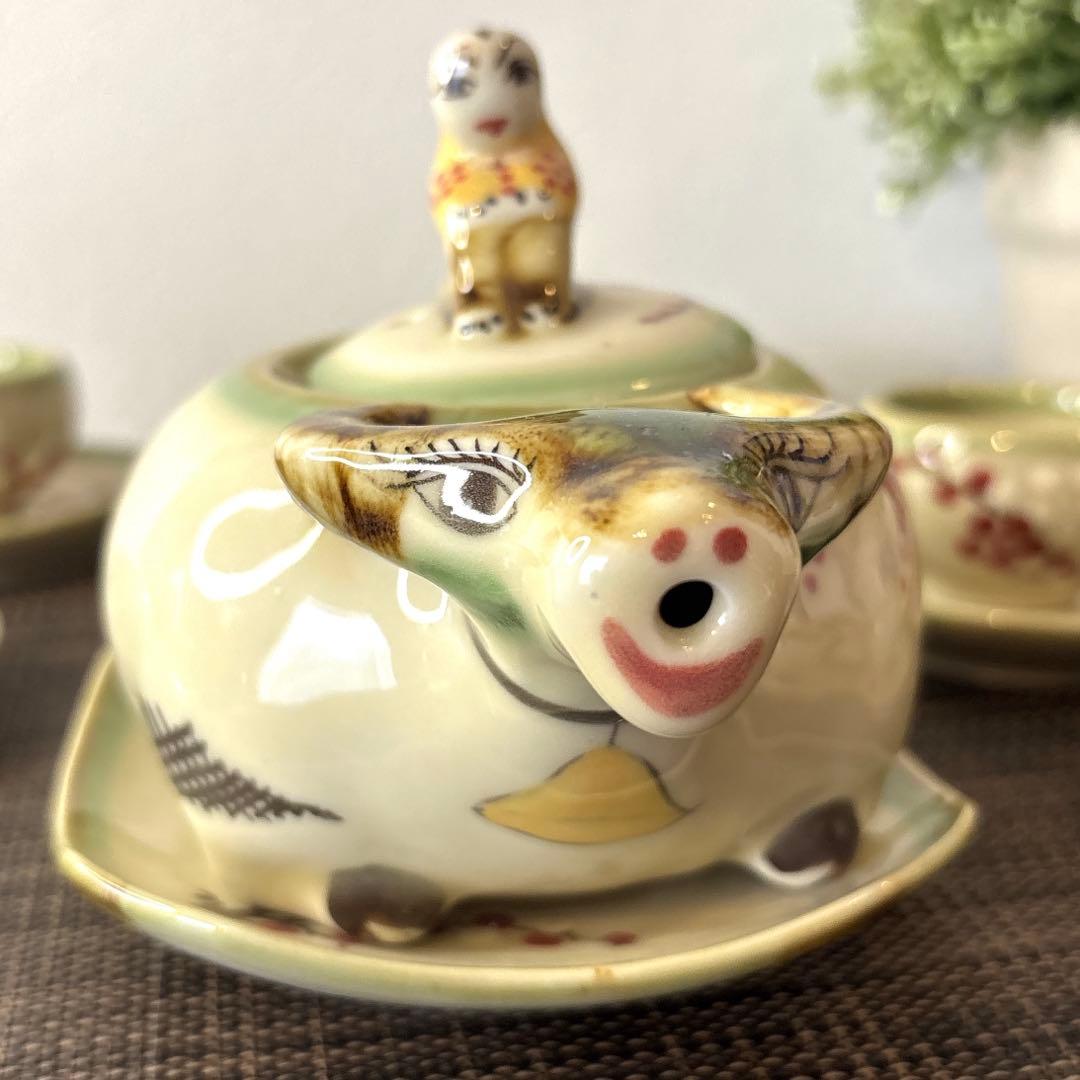 ベトナム民藝 急須セット　陶器 水牛モチーフ人形付き 梅花　希少　送料込み