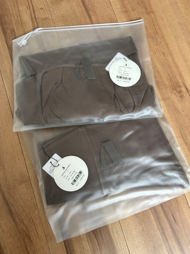 ALEXIA STAN　Wellness 上下セット