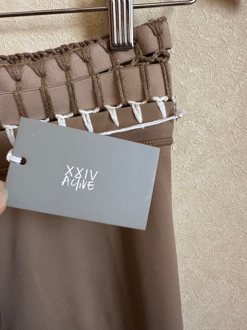 XXIV ACTIVE トップ　レギンス　セット　クロシェット　crochet