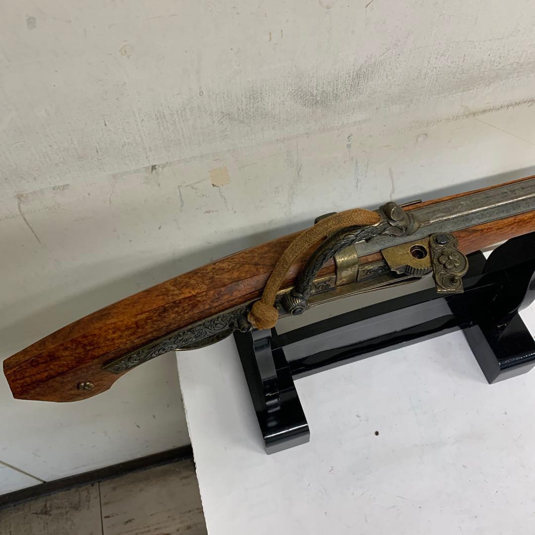 古式銃 装飾銃　インテリア安全銃　木製と金属製 展示用スタンド付き