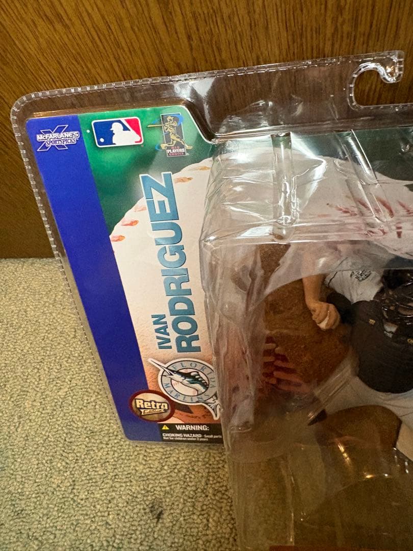マクファーレン MLB イブァン・ロドリゲス Retro フィギュア/限定品