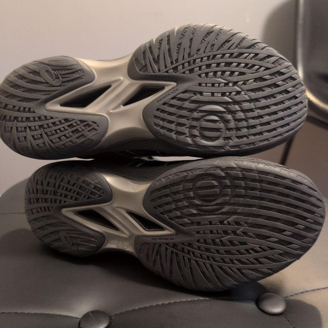 ASICS GELHOOP ブラック バスケットシューズ