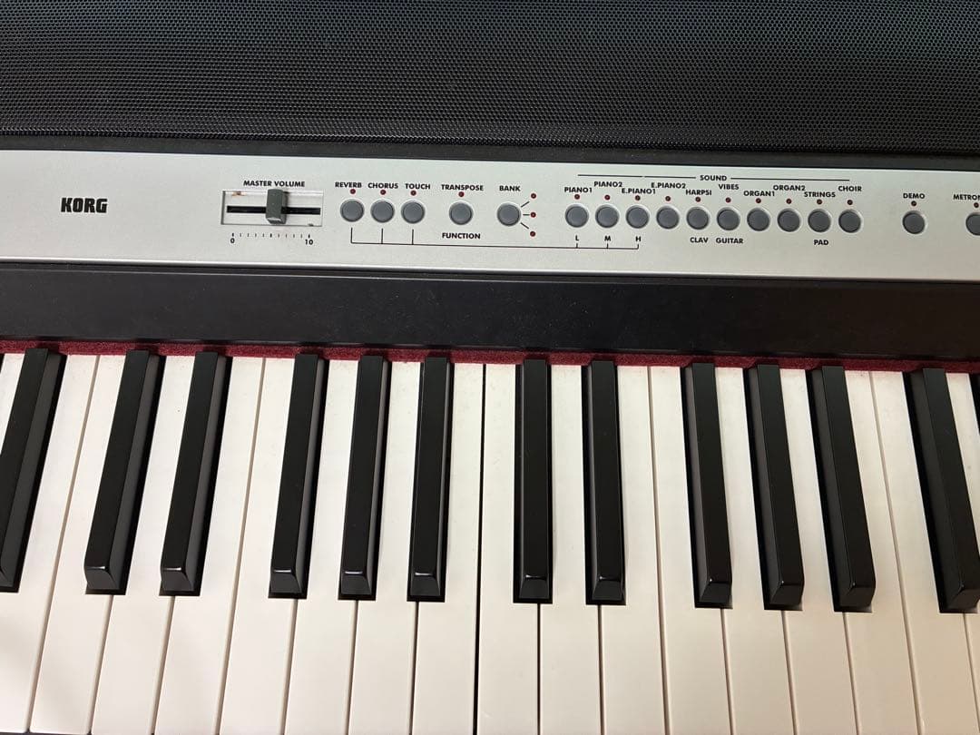 KORG SP-250、椅子、ペダル