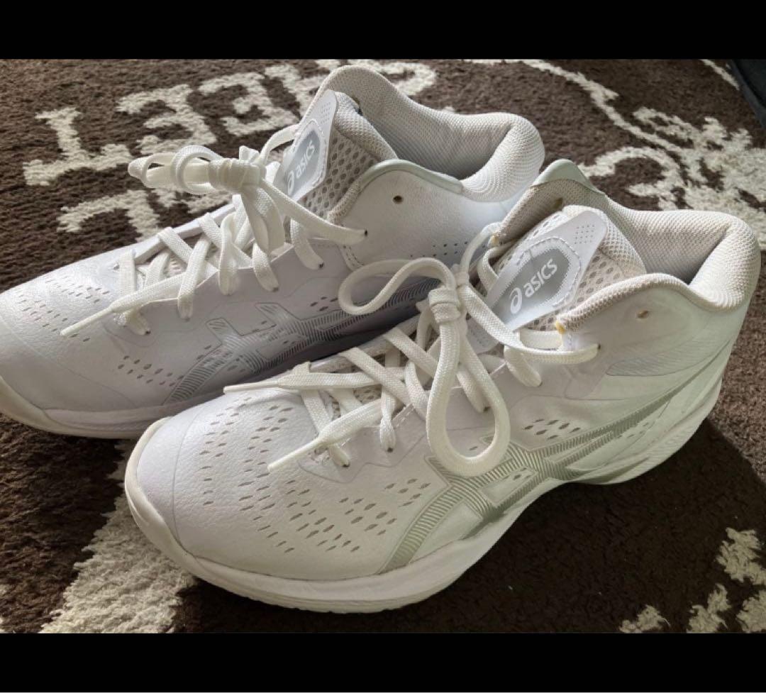 asicsバッシュ25㎝