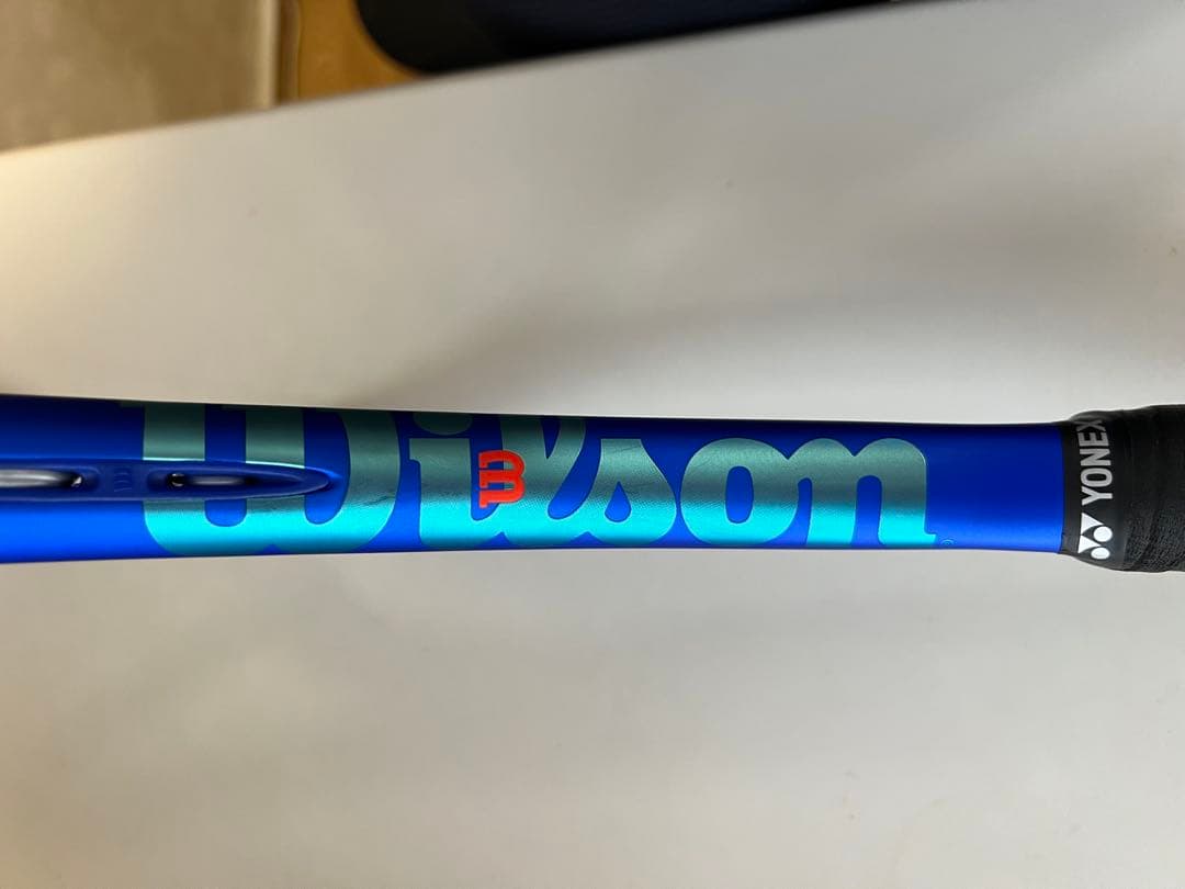 Wilson ultra V5 100L テニスラケット 280g グリップ2