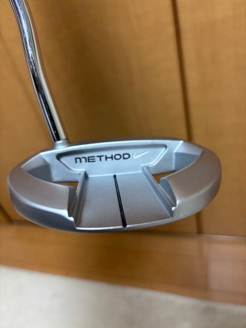 NIKE ナイキ　ＭＥＴＨＯＤＣＯＲＥＭＣ１１ｗ３3インチ　極美品