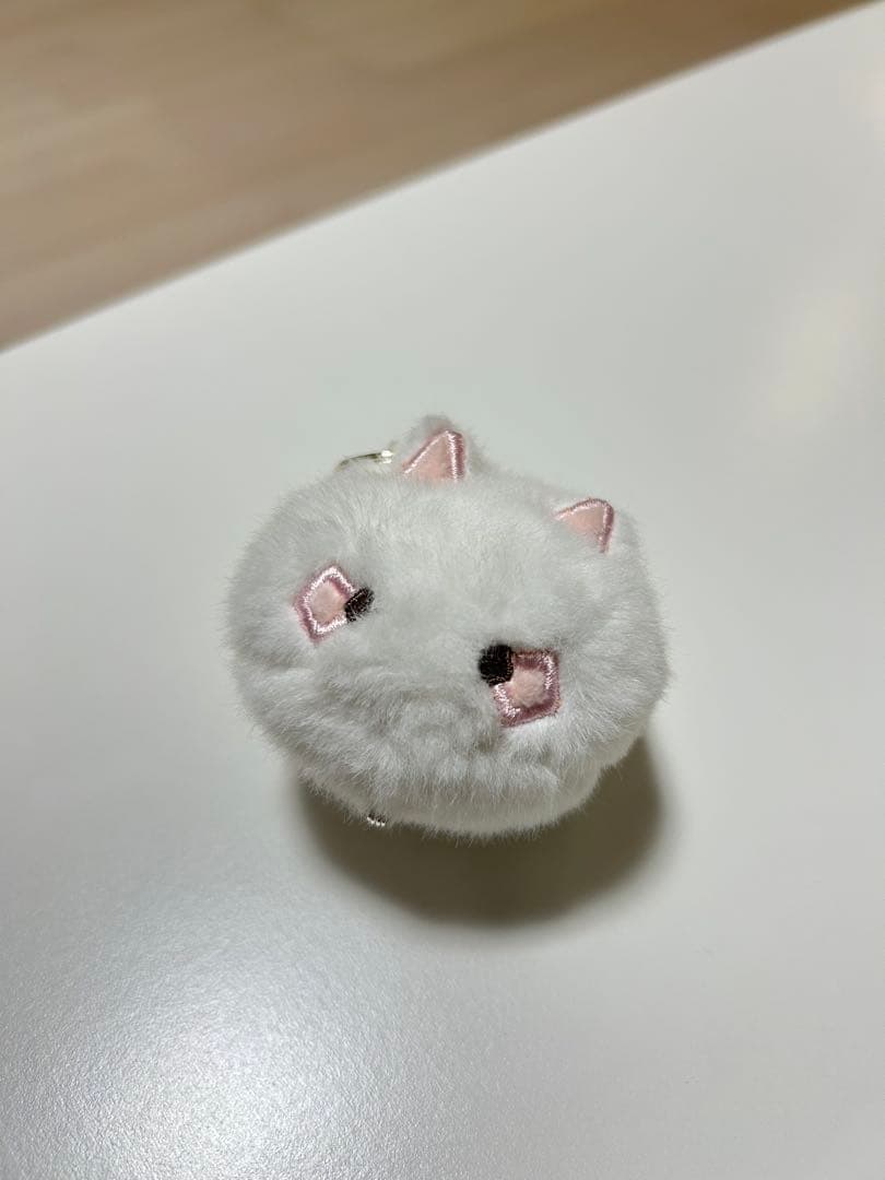 Sky 星を紡ぐ子どもたち 兎ぬいぐるみバッジ