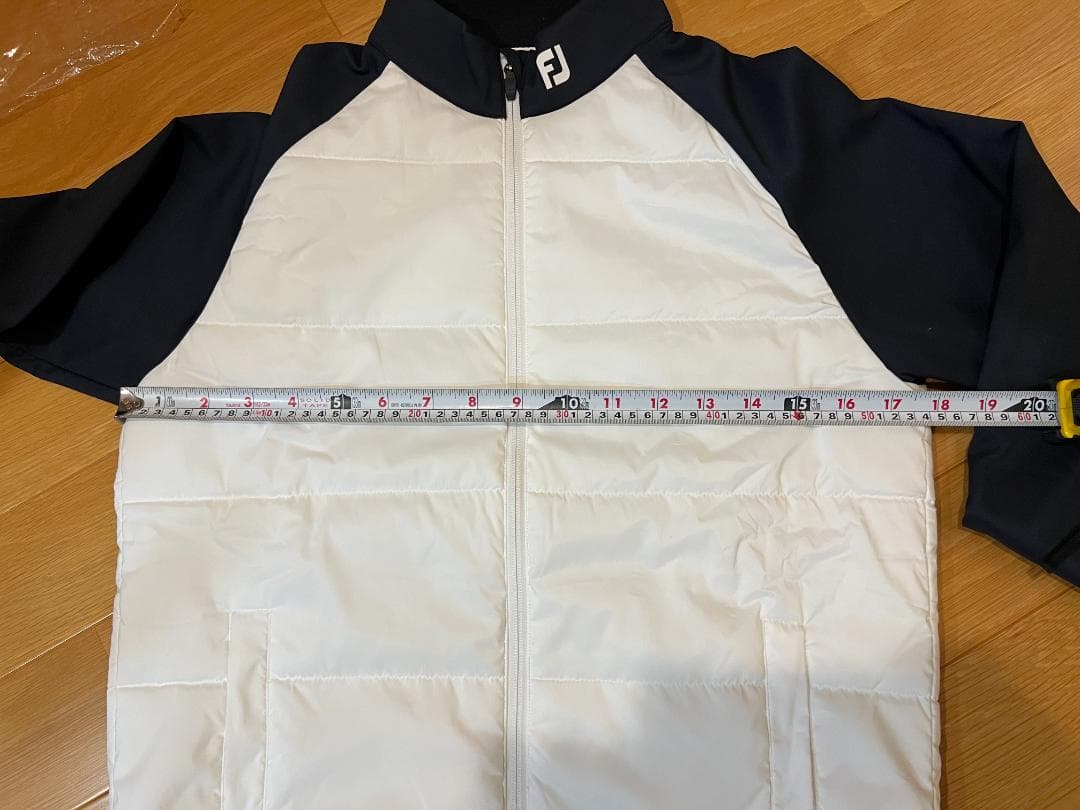 ★新品同様★ FootJoy 中綿 ジャケット L FJ-F22-O06