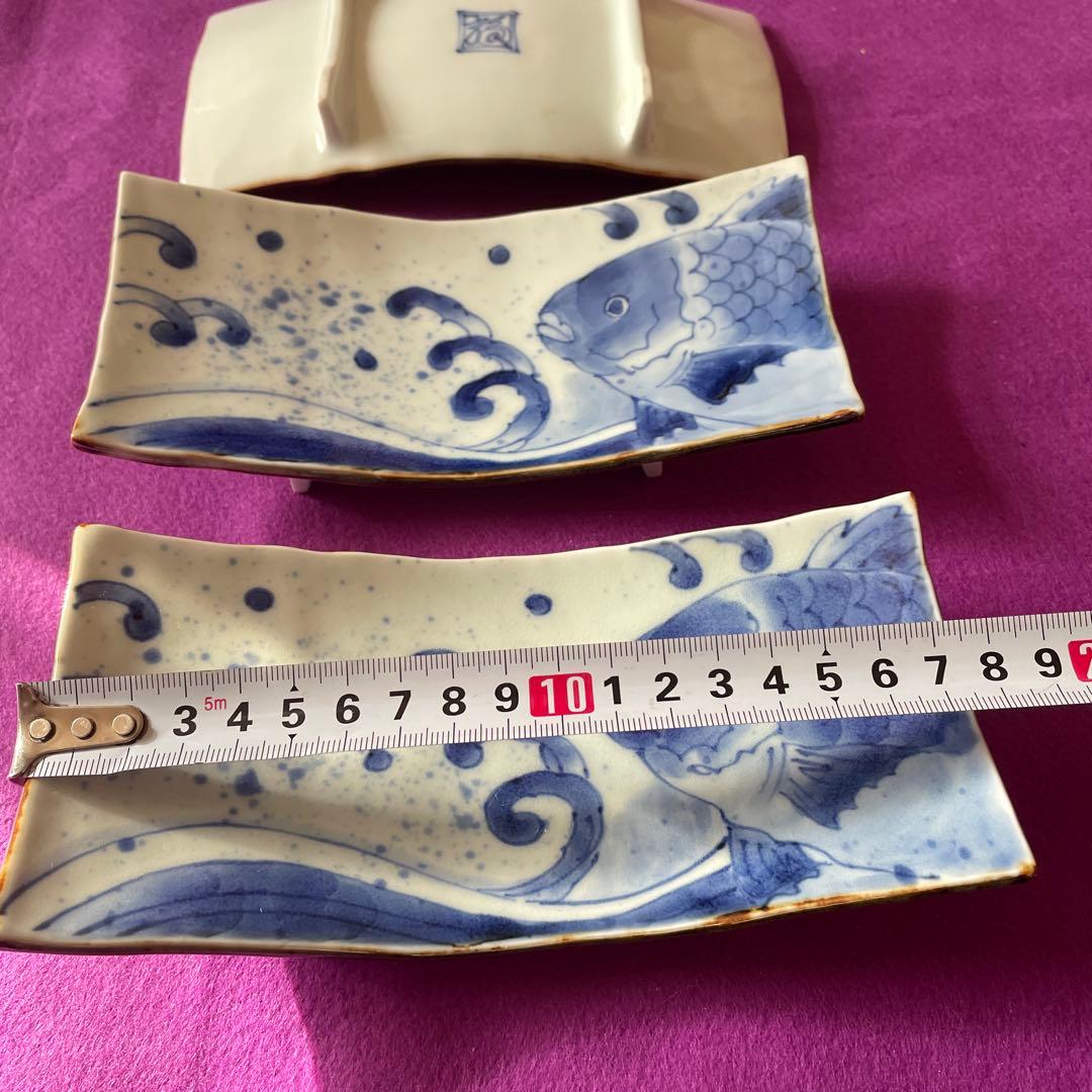 有田焼福泉窯の魚と波のデザイン陶器皿3枚セット