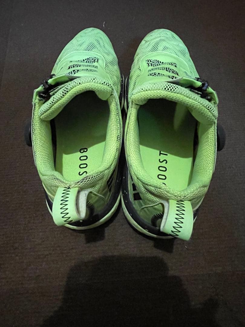 アディダス BOAコードカオス25 BOOST ゴルフシューズ 蛍光イエロー