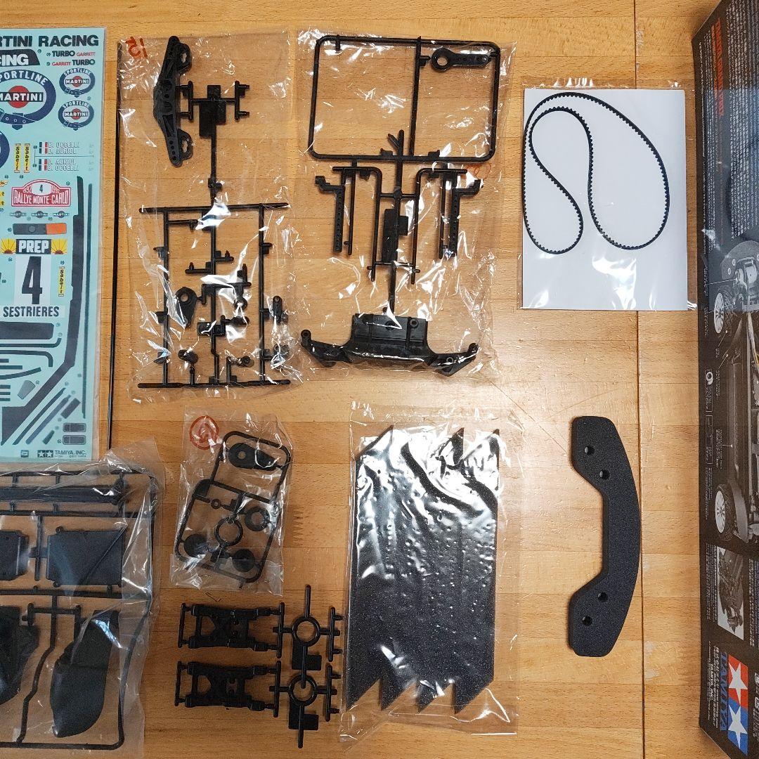 【未使用・未組立・一部欠品】タミヤ ラジコン XV01 LANCIA DELTA