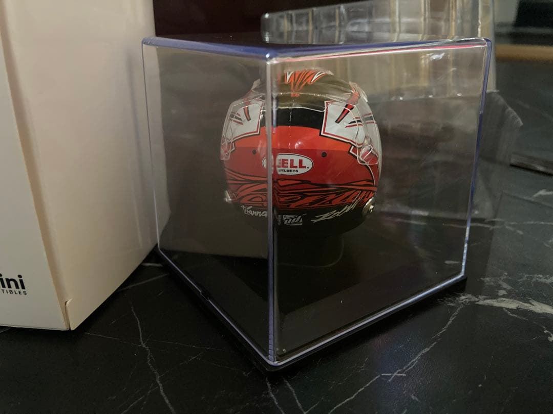 激レア　デアゴスティーニ　1/5 SCALE ヘルメットコレクション ライコネン