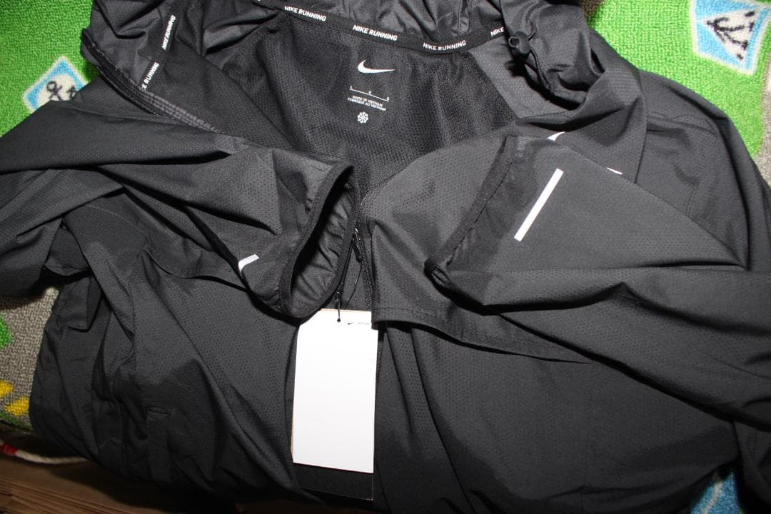 M 黒　ナイキNIKE　ウインドランナーランニングジャケット　FB7541
