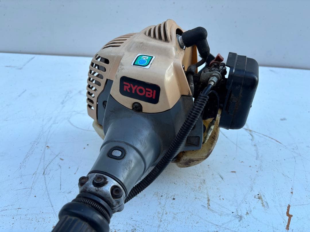 RYOBI エンジン刈払機（草刈機）EKK-220TA
