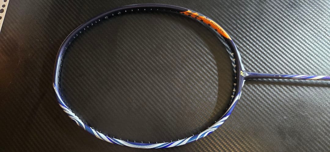 YONEX バドミントンラケット アストロクス100zz 廃盤品