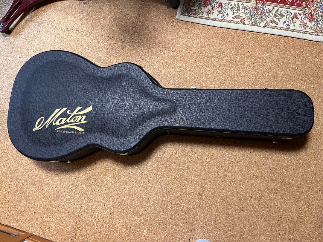 Maton EBG808TE(トミーエマニュエルモデル)