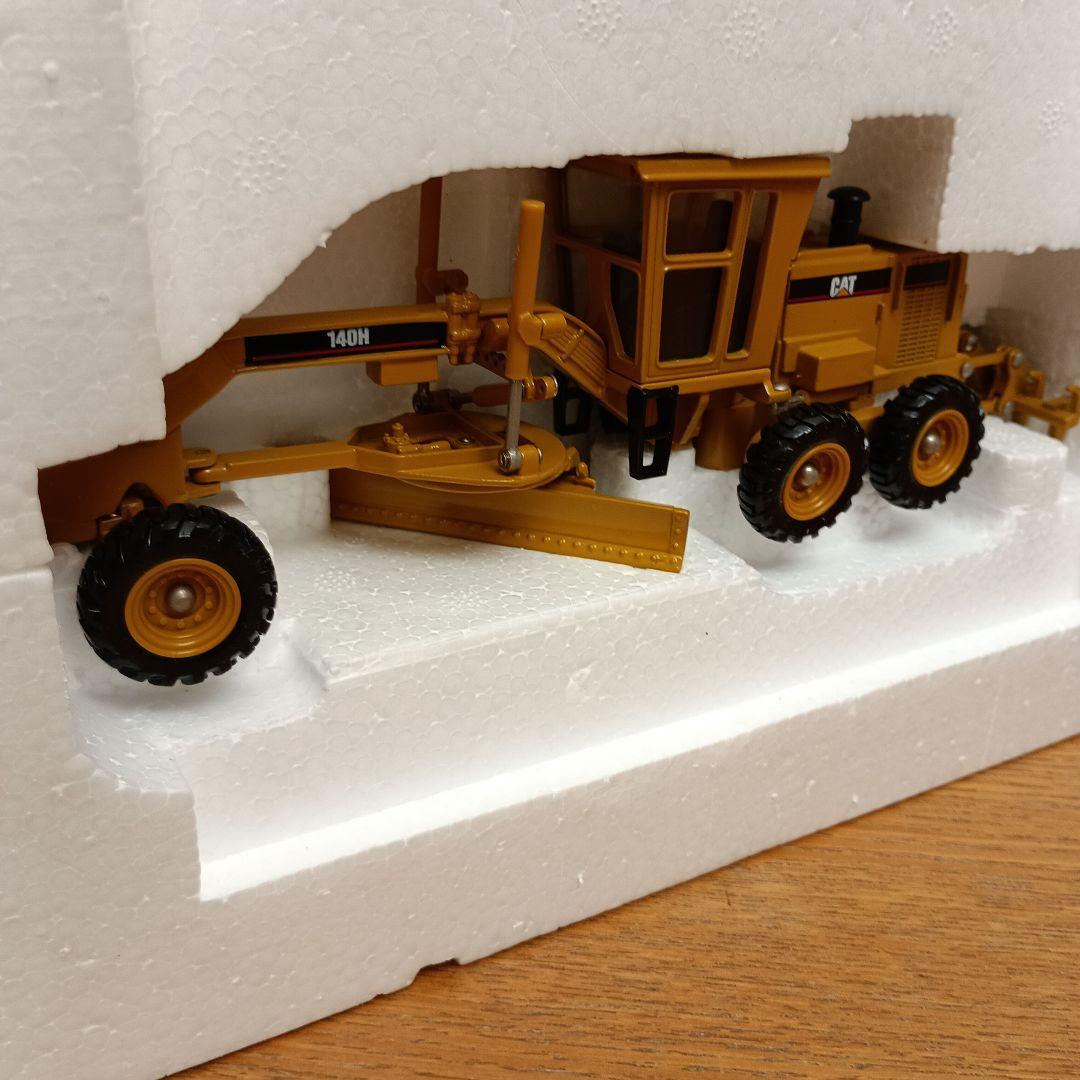 CAT 140H モーターグレーダー　1/50