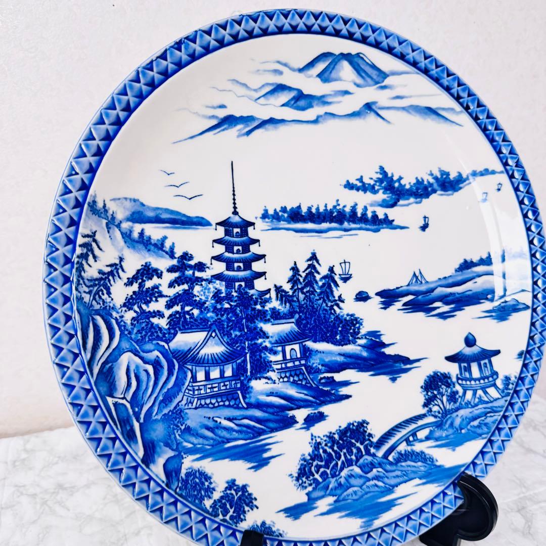 【縁起物】染付 富士山 山水画 大皿 31cm 飾皿 伝統工芸 五重塔 飾り