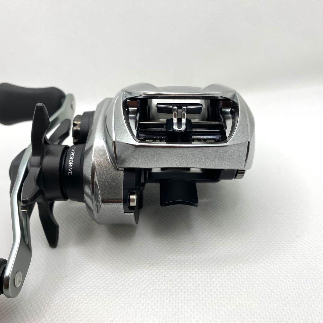 DAIWA ダイワ 21ジリオンSVTW 1000XH 右ハンドル