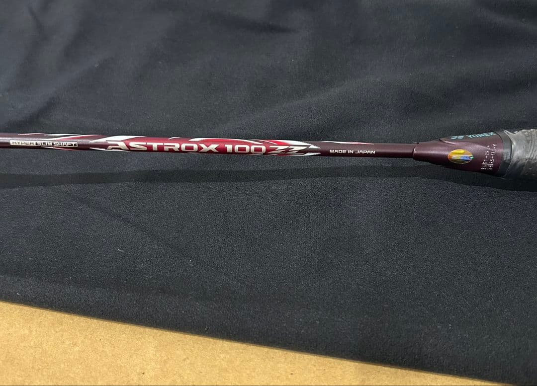 YONEX ASTROX 100ZZ バドミントンラケット