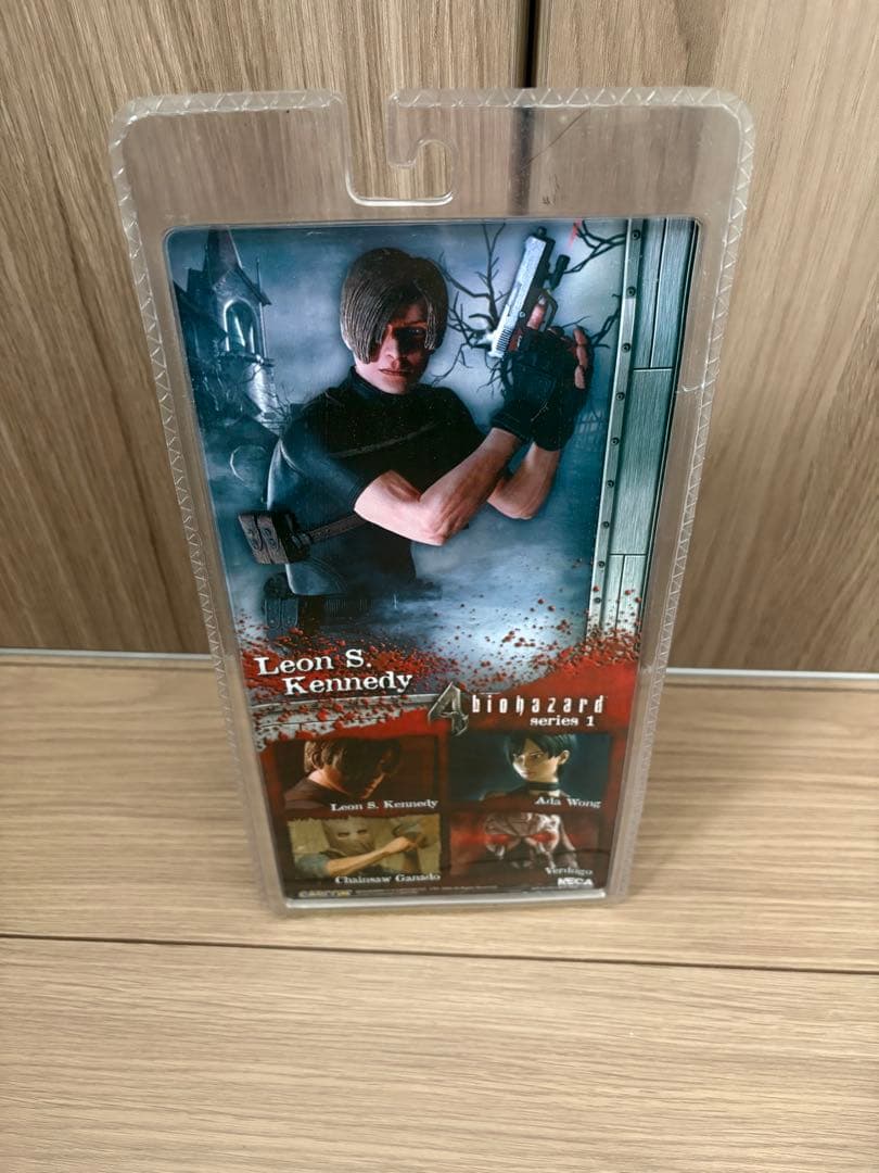未開封 NECA バイオハザード4 レオン・S・ケネディ フィギュア シリーズ1