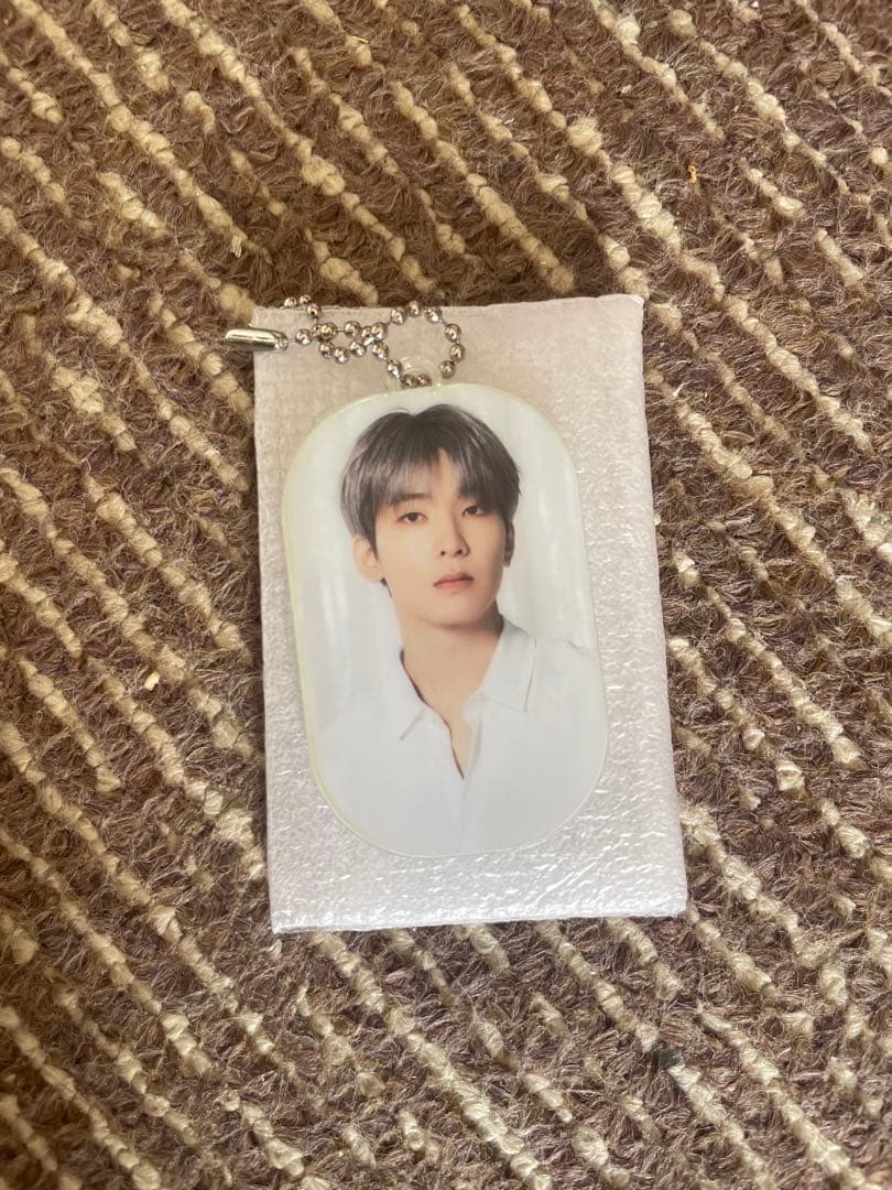 SEVENTEEN Wonwoo アクリルキーホルダー