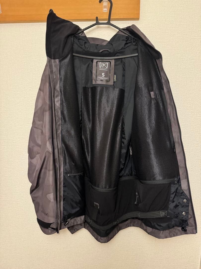 BURTON AK GORE-TEX ジャケット Sサイズ