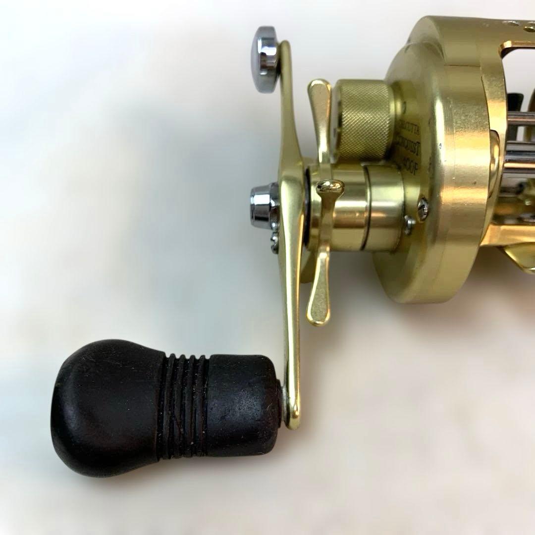 SHIMANO CALCUTTA CONQUEST 400F スプール無し