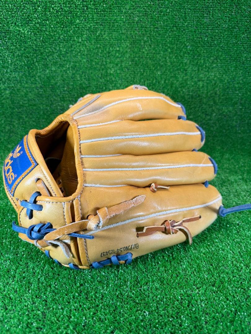 実使用可　アディダス YN8923　軟式　内野手用　左投げ　兼松江商　ビンテージ