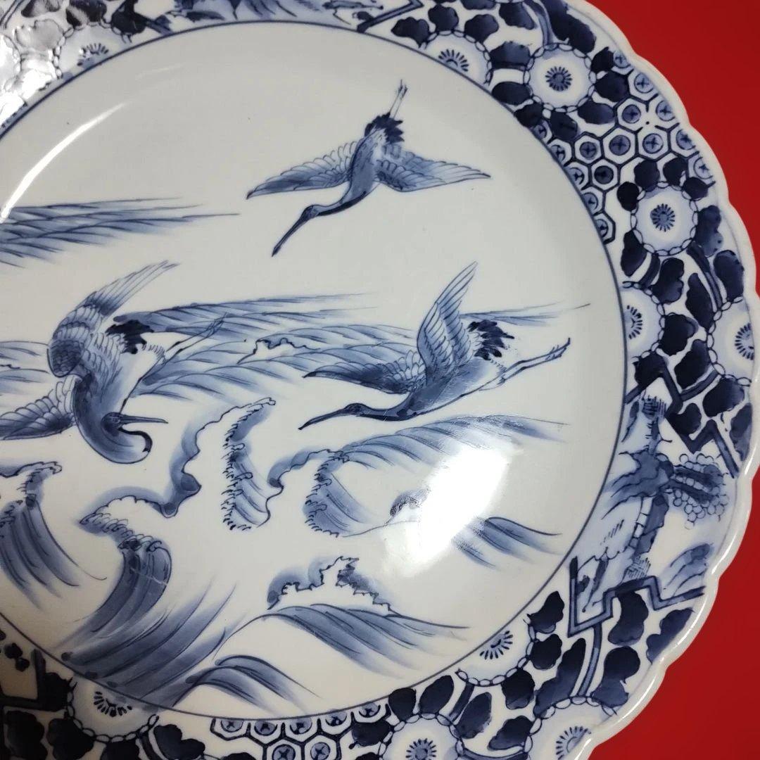 伊万里焼、青い鳥と波の模様の染付大皿、キズ無し 約40cm