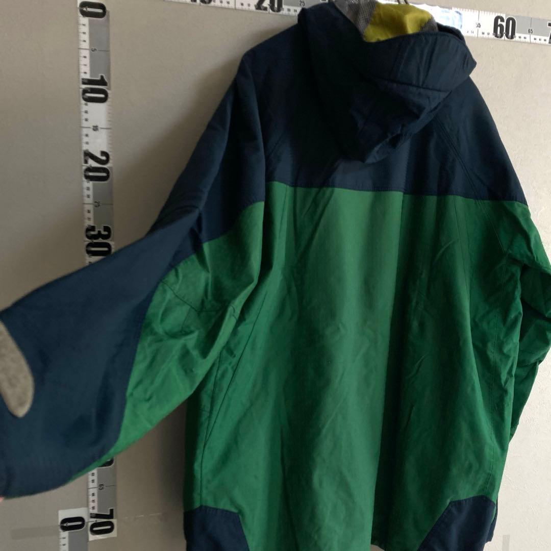 HELLY HANSEN ヘリーハンセン スキースノボーウェアー L 緑 雪山