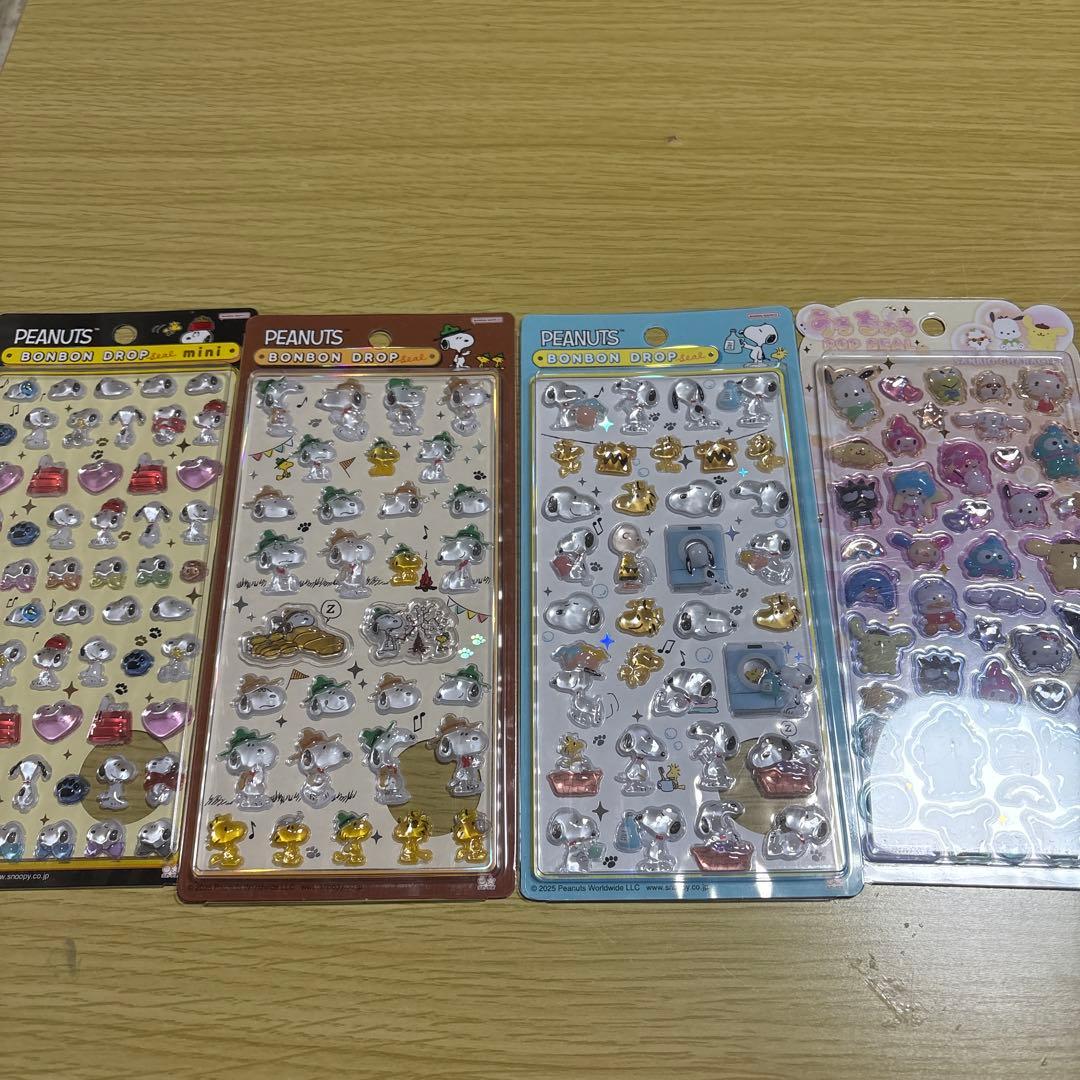 ボンボンドロップ　スヌーピー　サンリオ　しずくちゃん　あわわちゃん　8枚セット