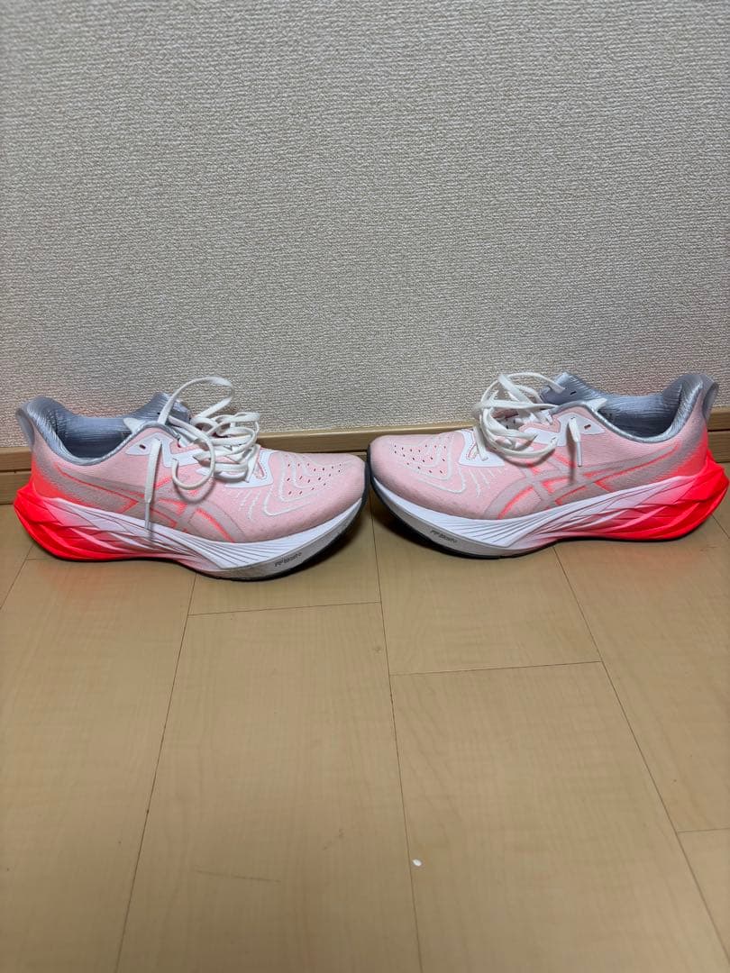 ASICS ノヴァブラスト4