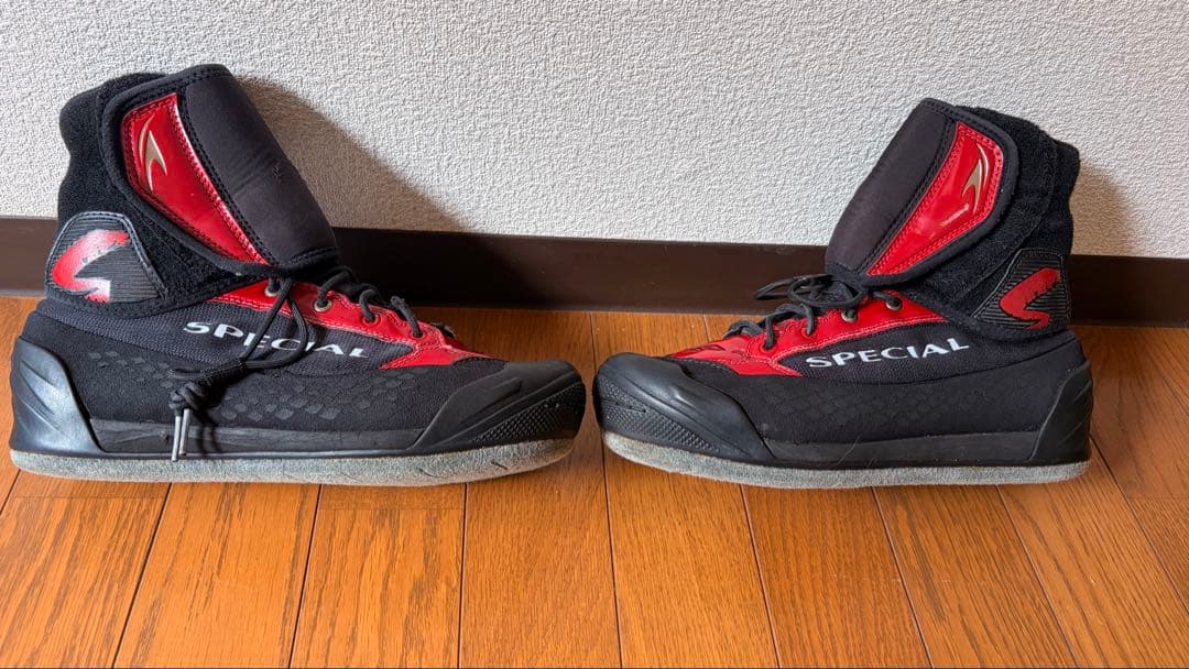 ダイワのスペシャル鮎ベスト とスペシャル鮎タイツ とスペシャル鮎シューズのセット