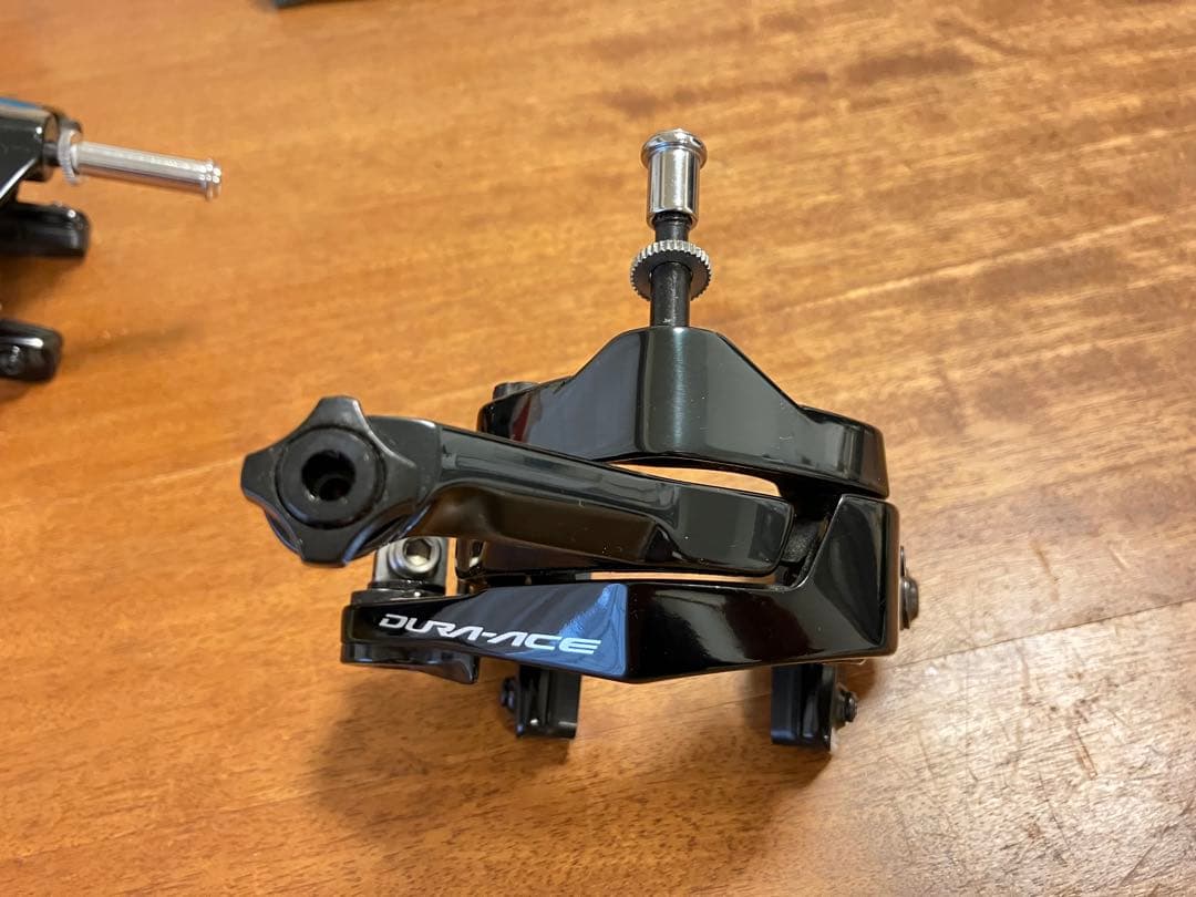 Dura-Ace BR-R9100キャリパーブレーキ前後セット